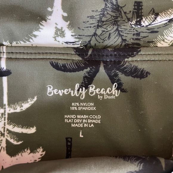 Beverly Beach 3 pcs olive green bikini with Hawaiian design. Size L - Picture 7 of 8